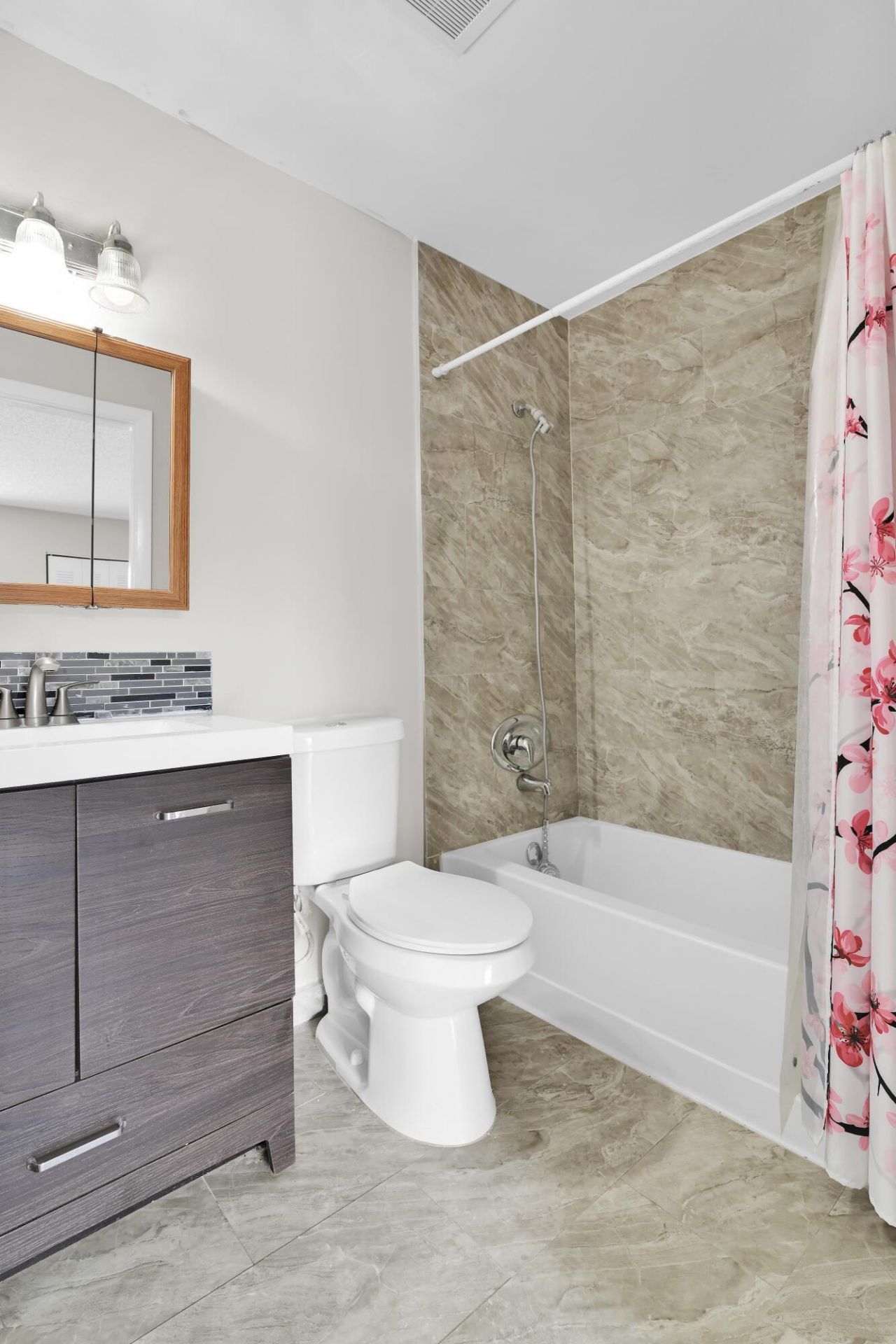 414 Meadows Circle, Boynton Beach, FL 33436 Photo