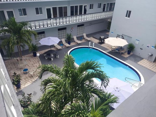 1818 Rodman Street, Unit 2c, Hollywood, FL 33020