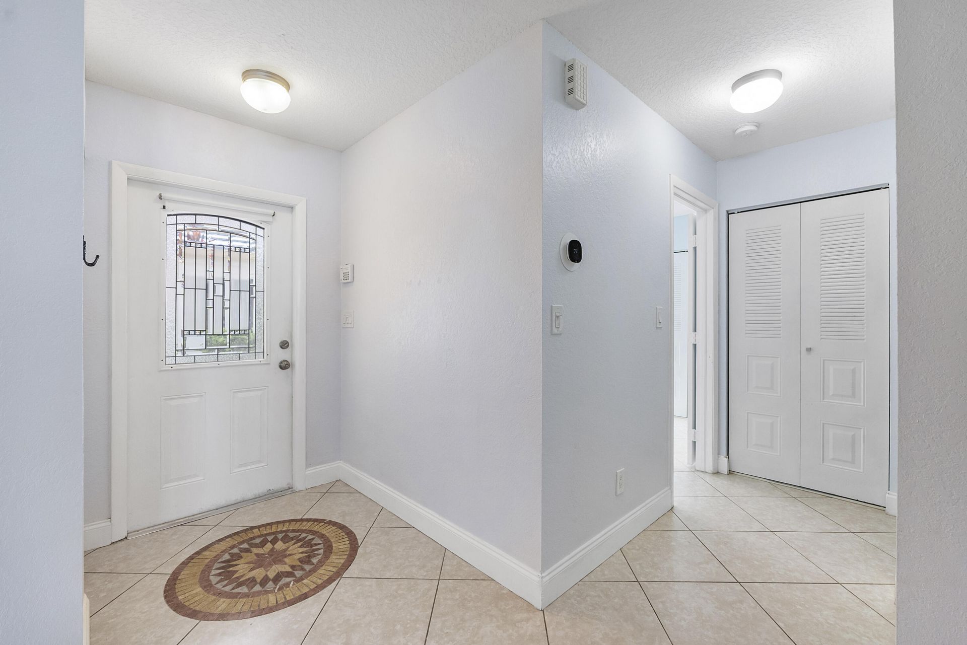 8821 Lake Park Circle N, Davie, FL 33328 Photo