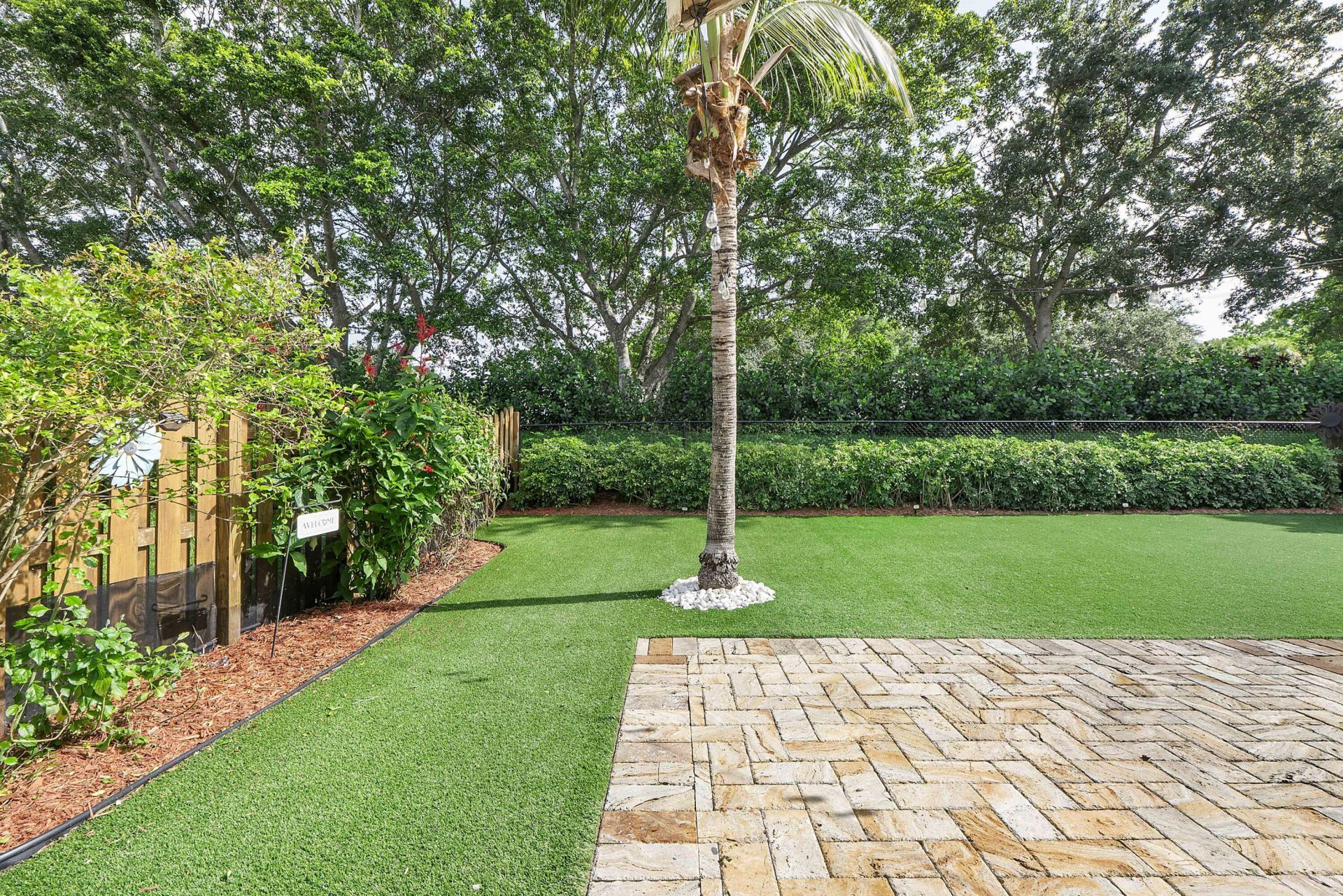 8821 Lake Park Circle N, Davie, FL 33328 Photo