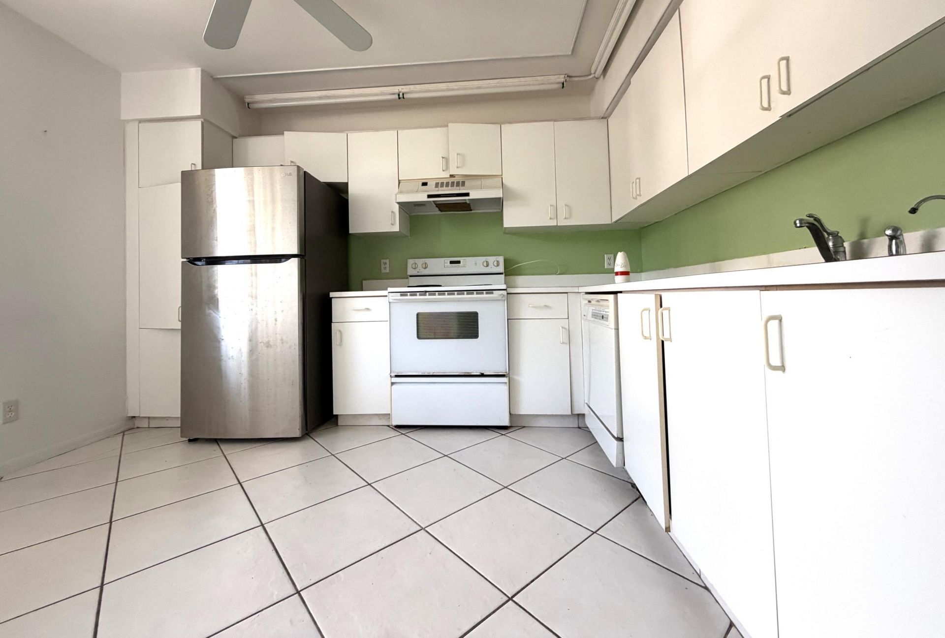 10382 NW 24th Place, Sunrise, FL 33322 Photo