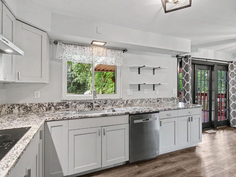 3941 Cornell Road, Sharonville, OH 45241 Photo 11