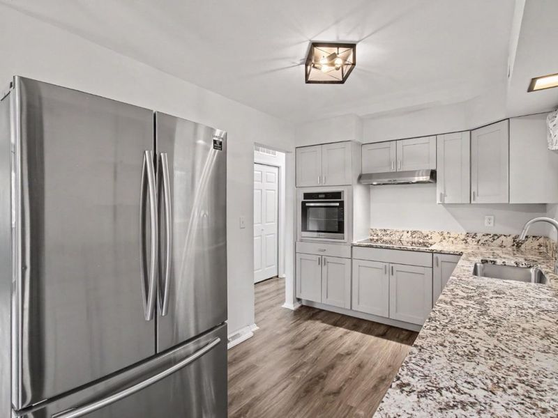 3941 Cornell Road, Sharonville, OH 45241 Photo 12