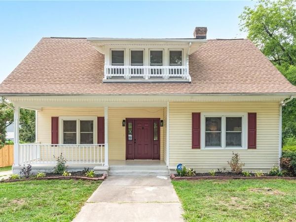 258 Lakeside Avenue , Burlington, NC 27217