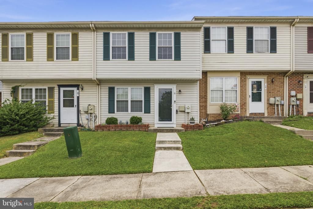 8 LONDON PERRY COURT , MIDDLE RIVER, MD 21220