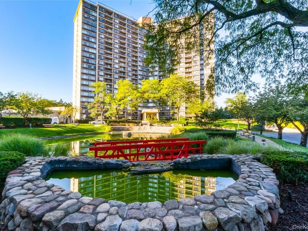 2 Bay Club Drive, Unit 11A, Bayside, NY 11360