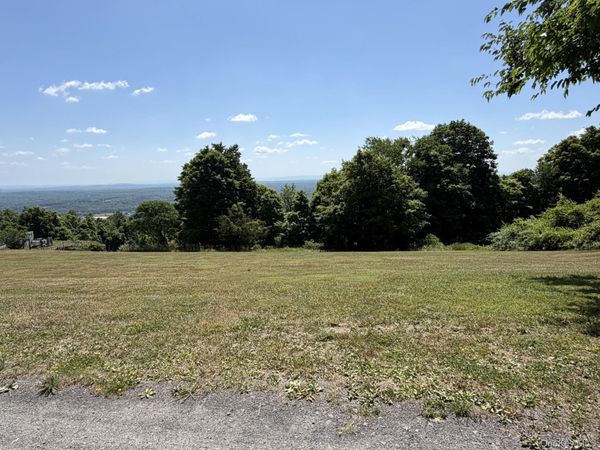 Eagles Nest Road , Bloomingburg, NY 12721
