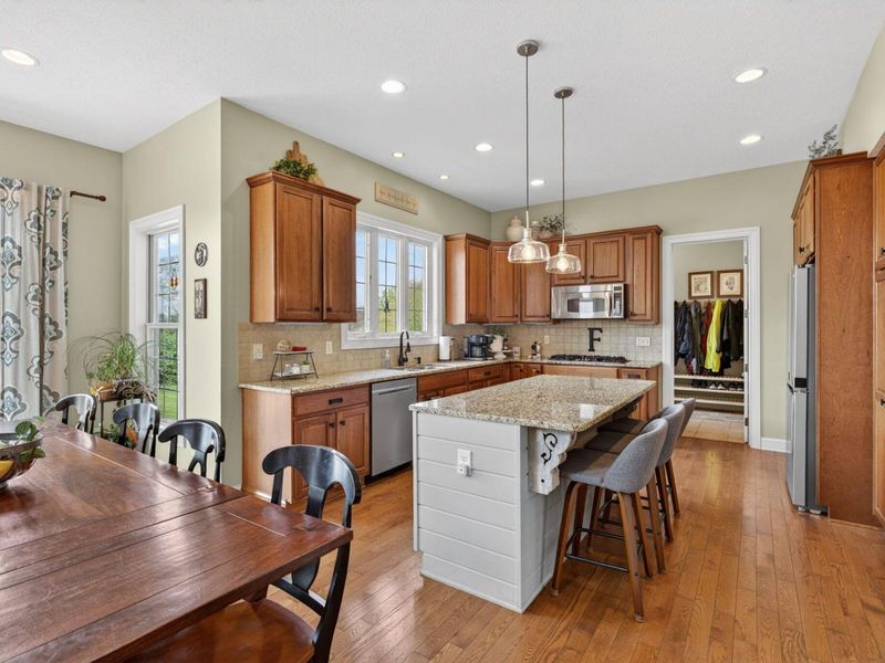 8151 Buttleston Drive, Dublin, OH 43016 Photo 11