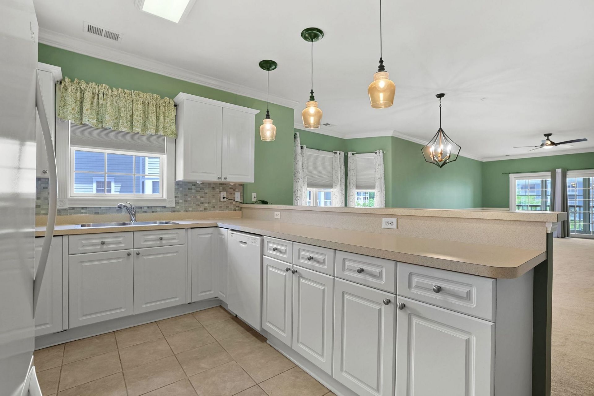 4875 Luster Leaf Circle  Photo 12