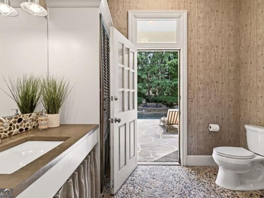 Property Image 25