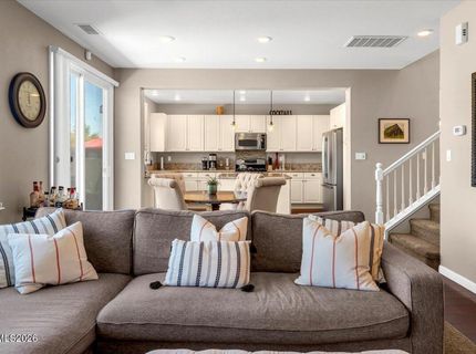 10749 Grayslake Drive, Reno, NV 89521 Photo