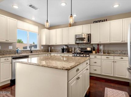 10749 Grayslake Drive, Reno, NV 89521 Photo