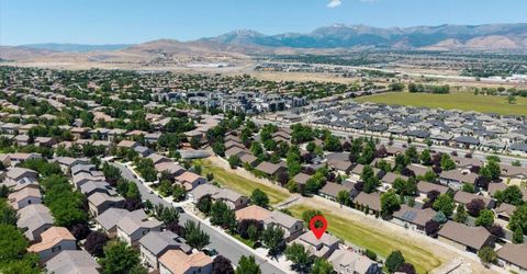 10749 Grayslake Drive, Reno, NV 89521 Photo