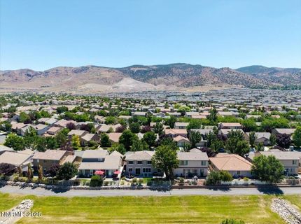 10749 Grayslake Drive, Reno, NV 89521 Photo