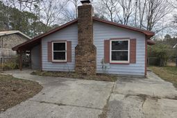 64 Tanbark Court photo 4