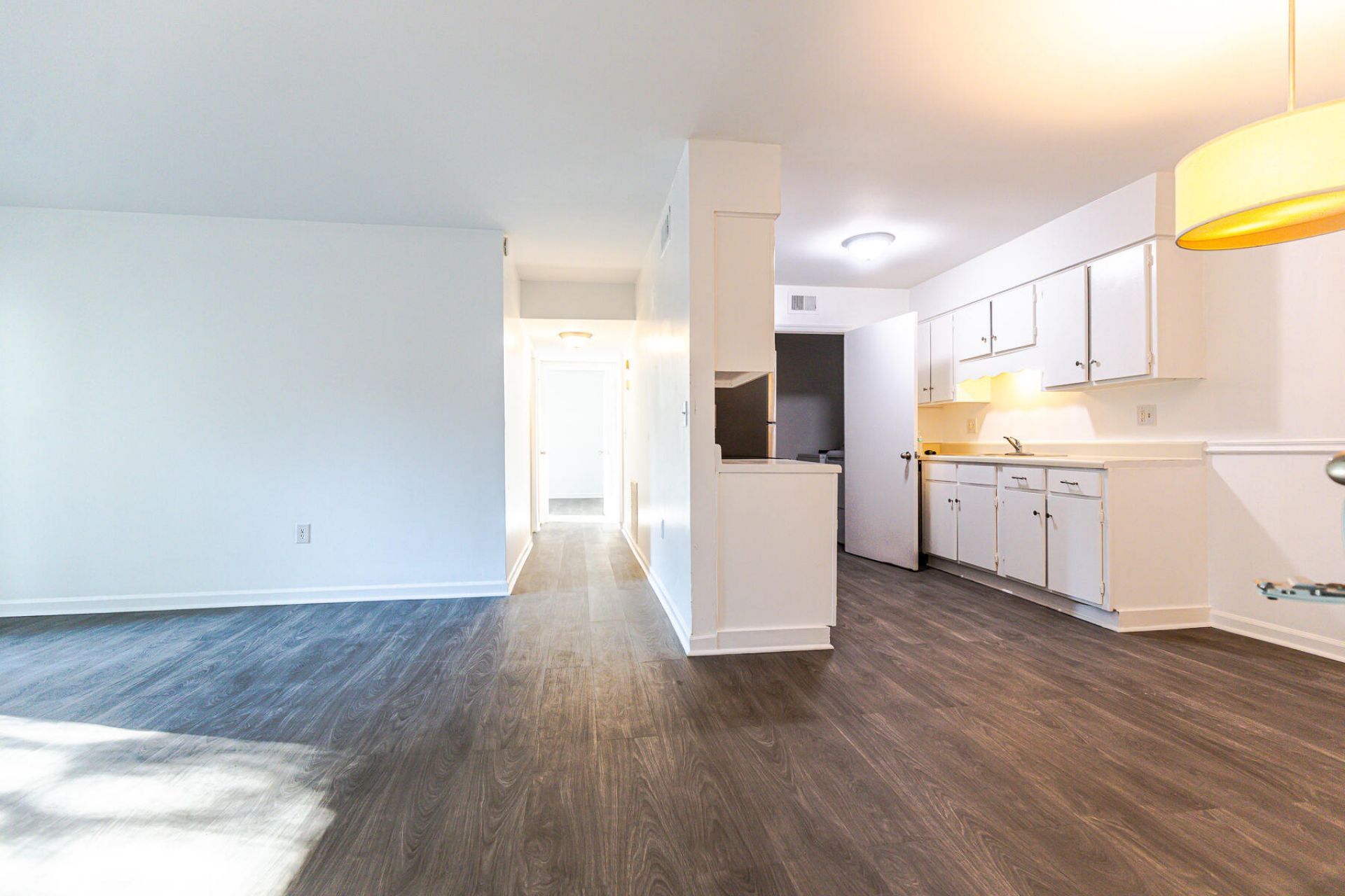 1402 Camp Road Photo 11