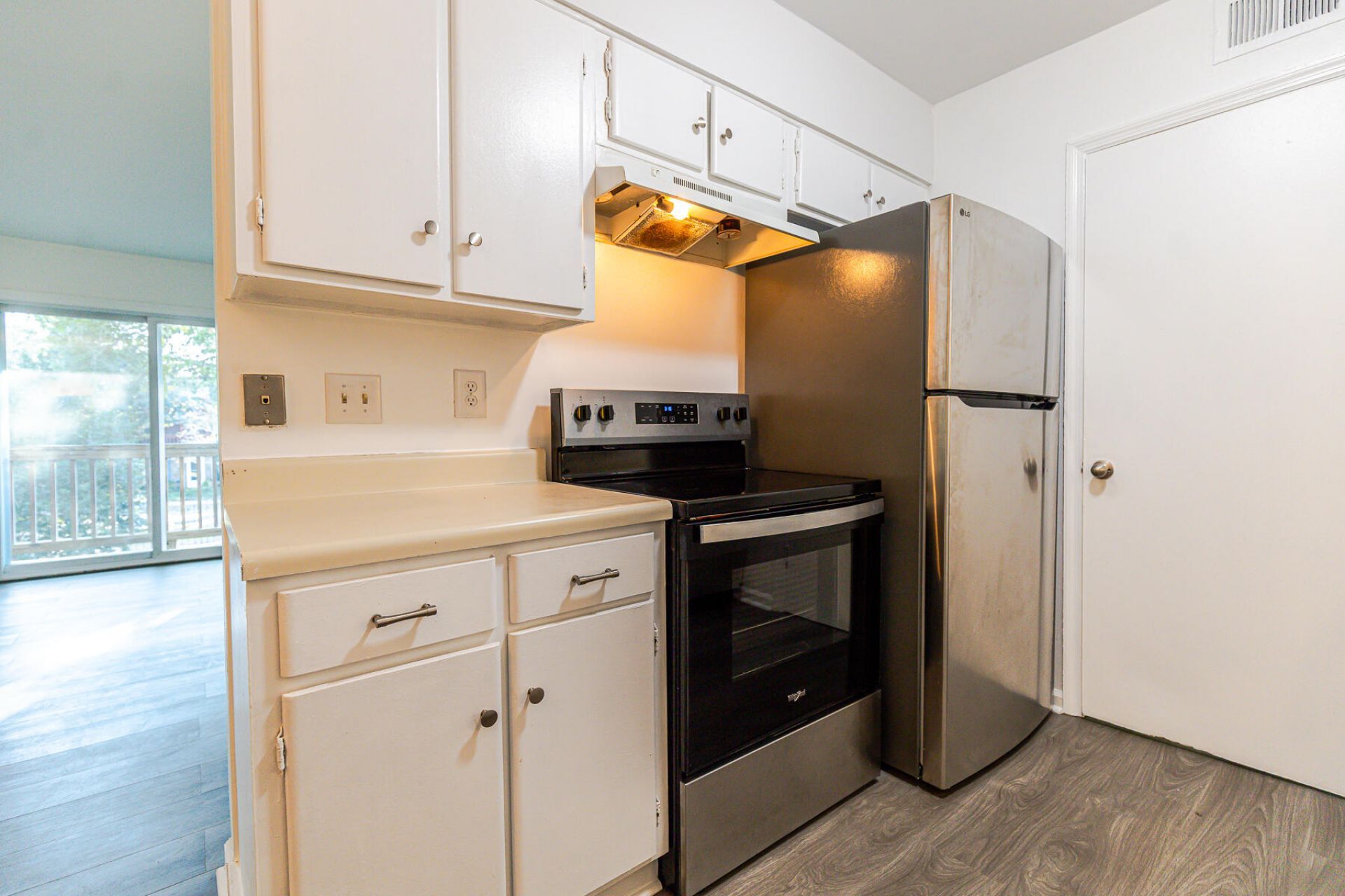 1402 Camp Road Photo 20