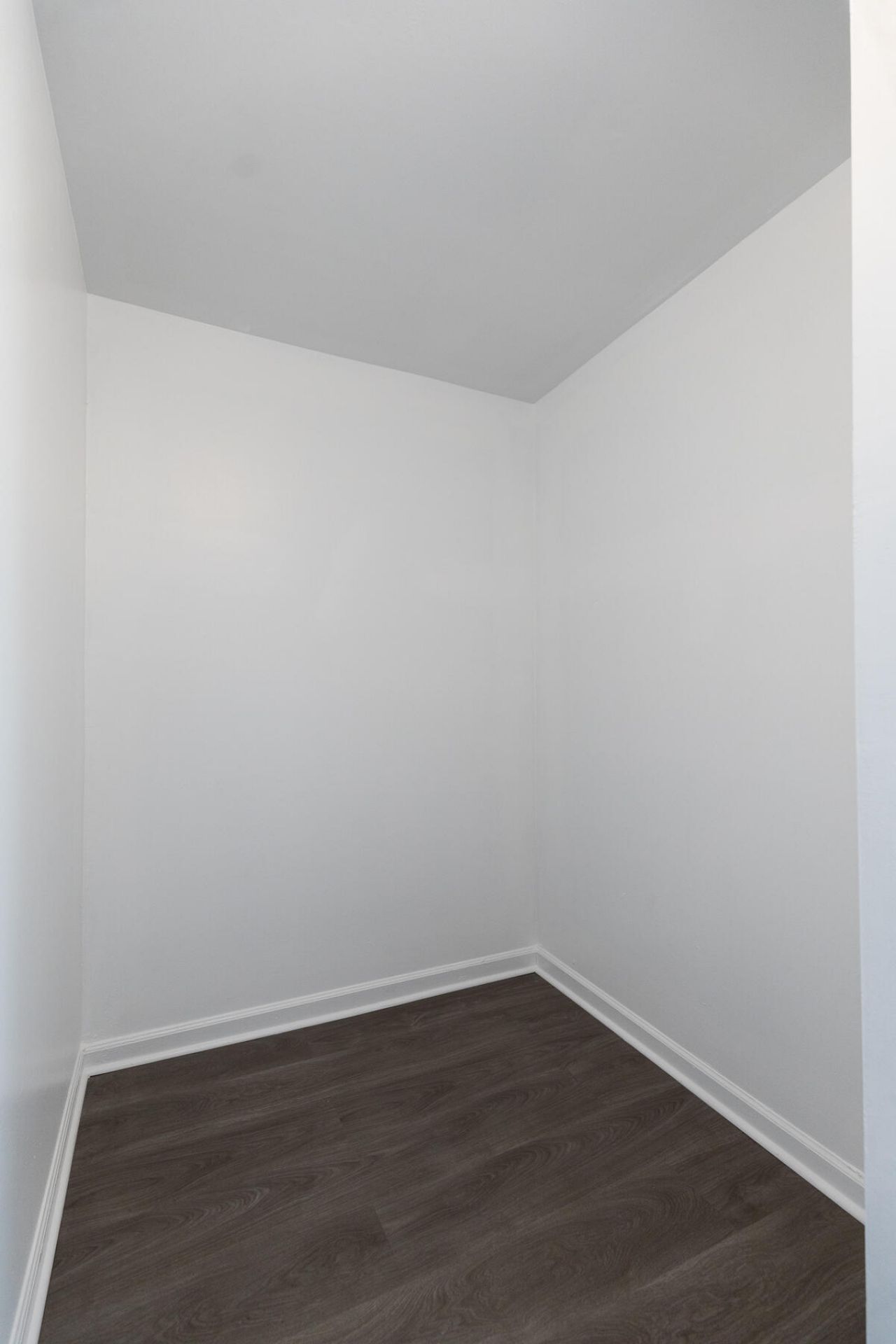1402 Camp Road Photo 43