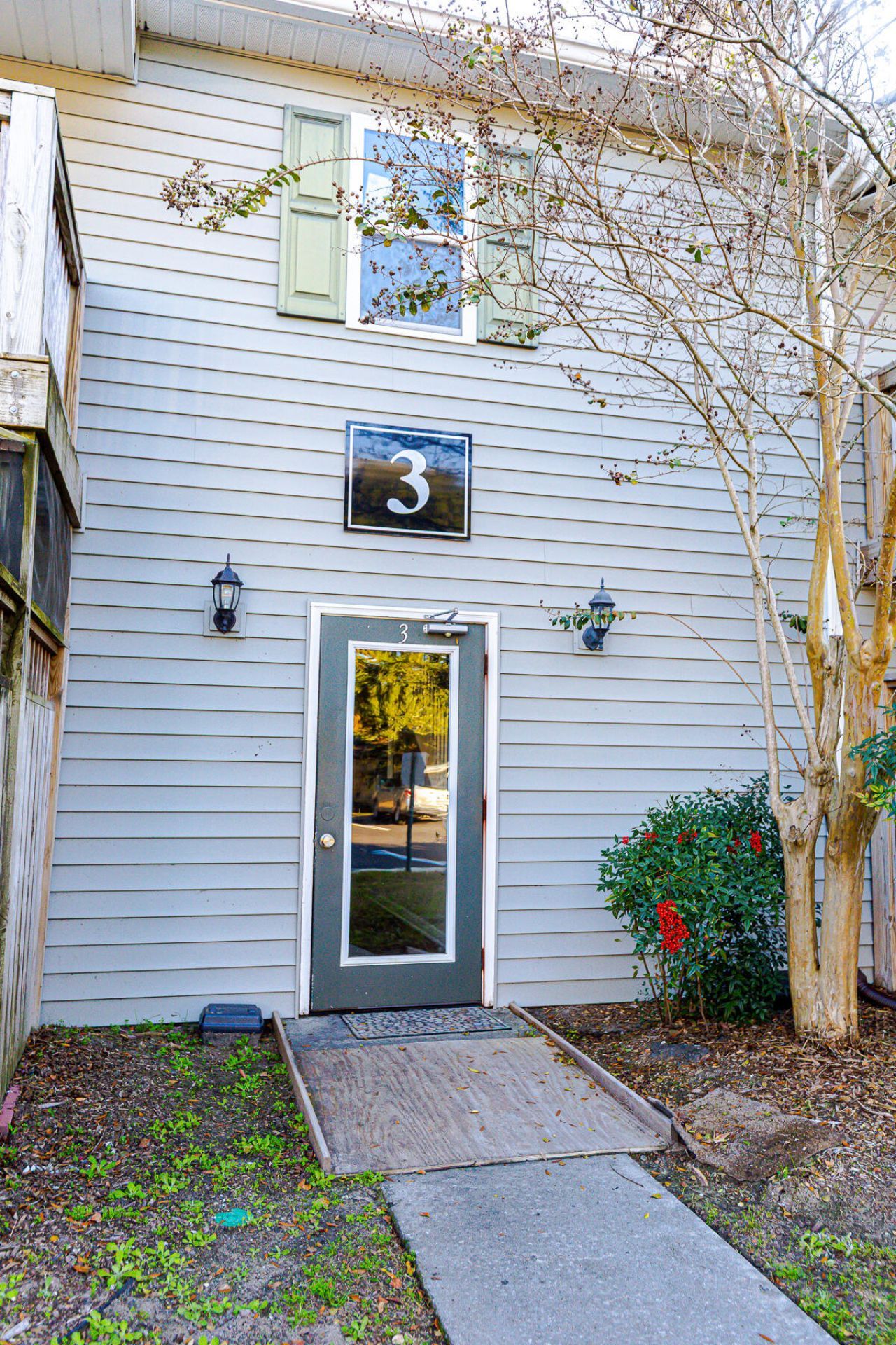 1402 Camp Road Photo 8