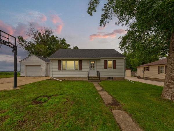 531 1st Street SW, New Richland, MN 56072