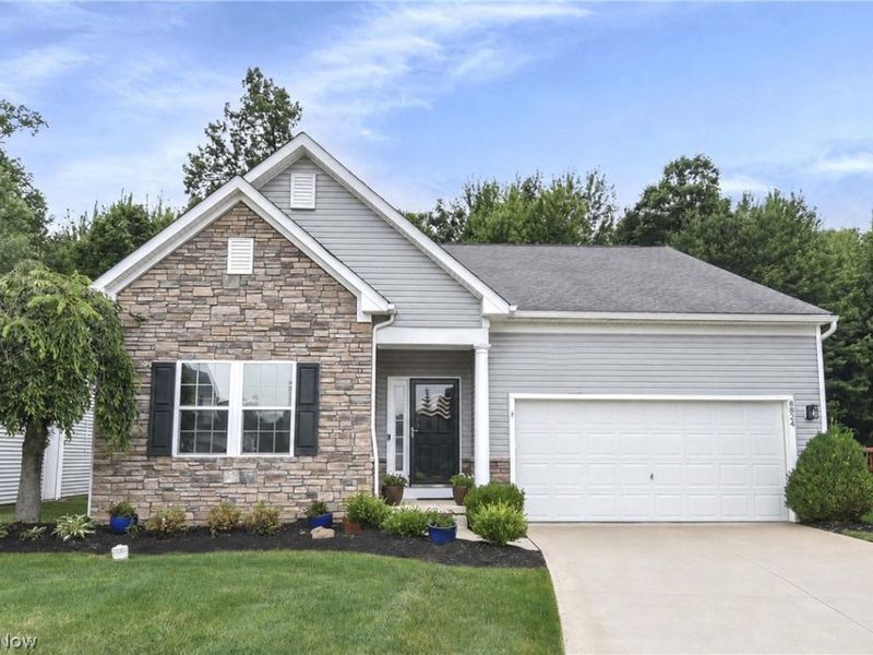 8824 Wheaton Place , North Ridgeville, OH 44039 Photo 1
