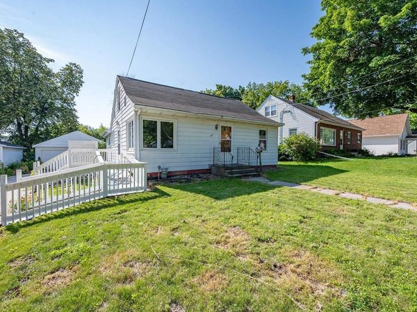 1003 13TH AVENUE, Green Bay, WI 54304