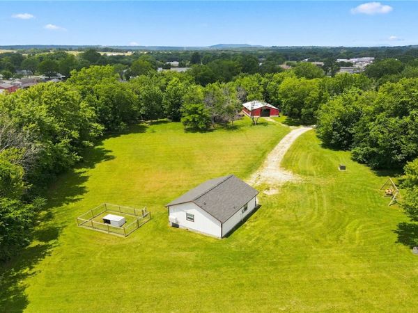 404 W Bean Street , Lincoln, AR 72744