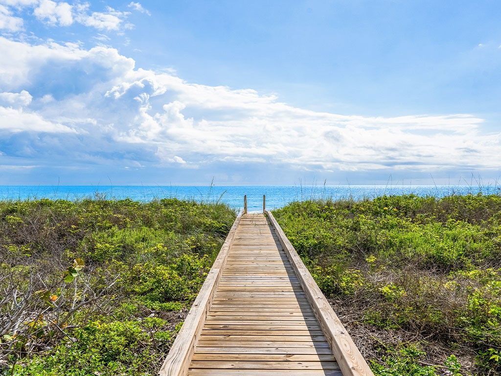 4600 N Highway A1a, Hutchinson Island, FL 34949 Photo