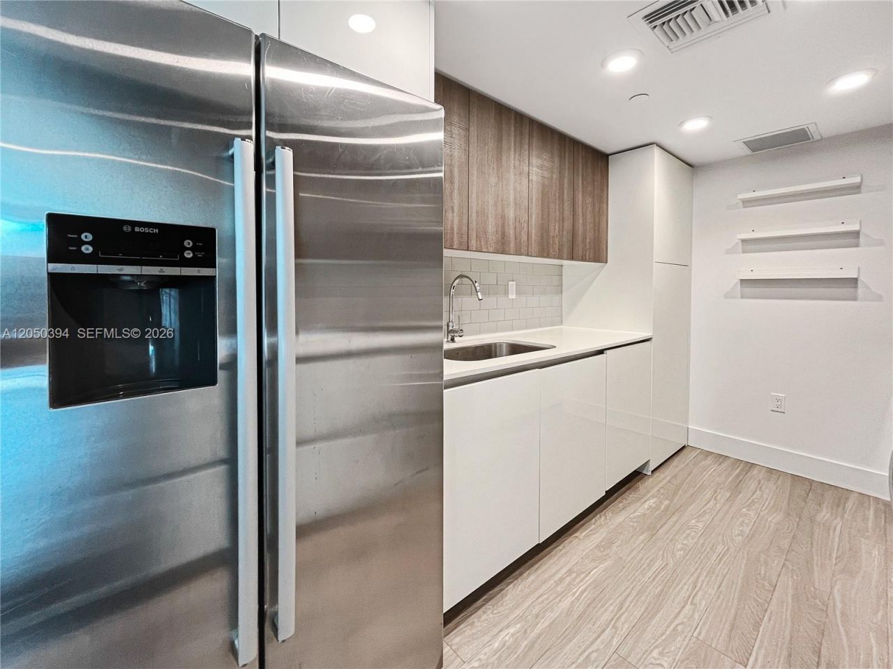 1025 92nd St , Unit 601, Bay Harbor Islands, FL 33154 Photo