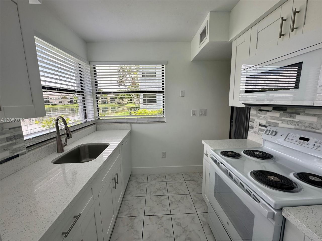 960 N Franklin Ave , Unit 960G, Homestead, FL 33034 Photo