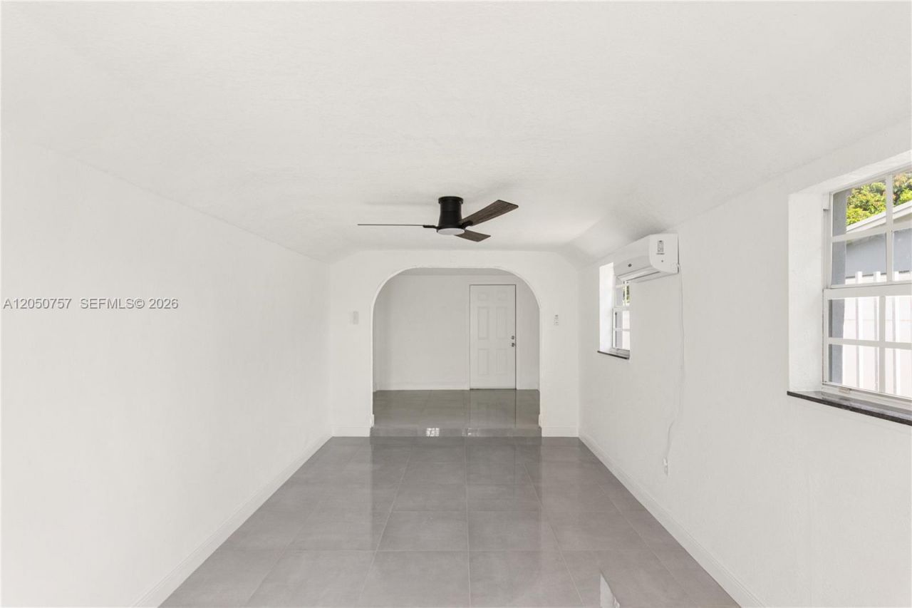 19522 NW 37th Ct , Miami Gardens, FL 33055 Photo