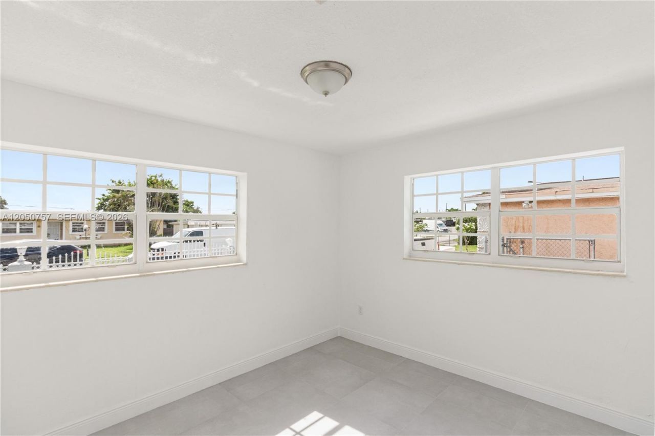 19522 NW 37th Ct , Miami Gardens, FL 33055 Photo