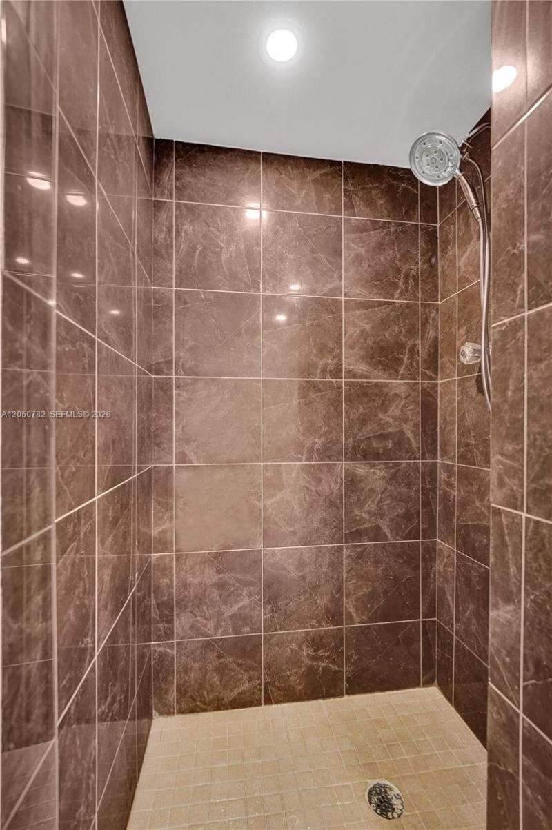 1500 S Ocean Dr , Unit 6F, Hollywood, FL 33019 Photo