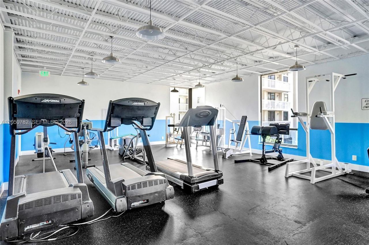 1500 S Ocean Dr , Unit 6F, Hollywood, FL 33019 Photo