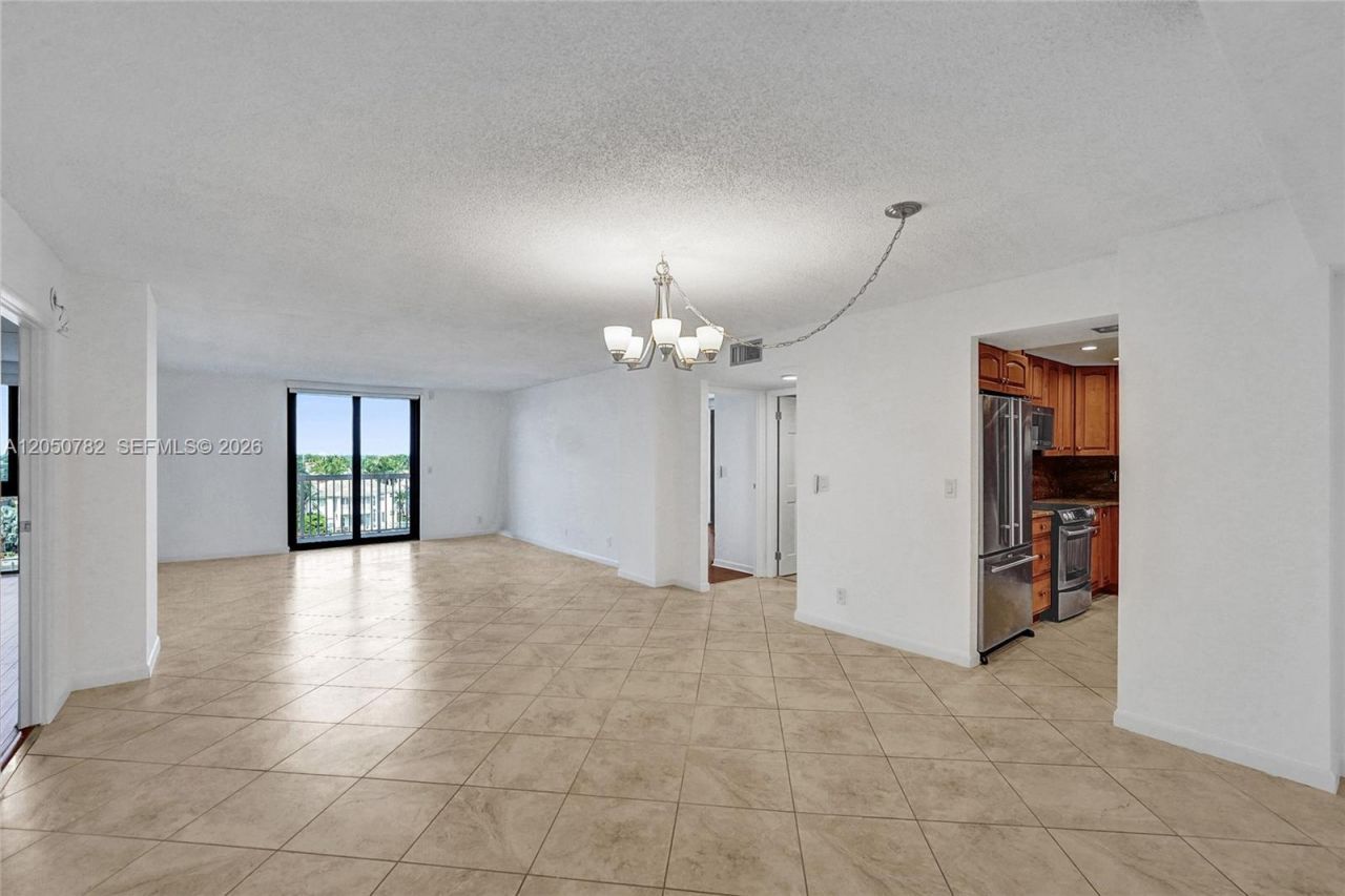 1500 S Ocean Dr , Unit 6F, Hollywood, FL 33019 Photo