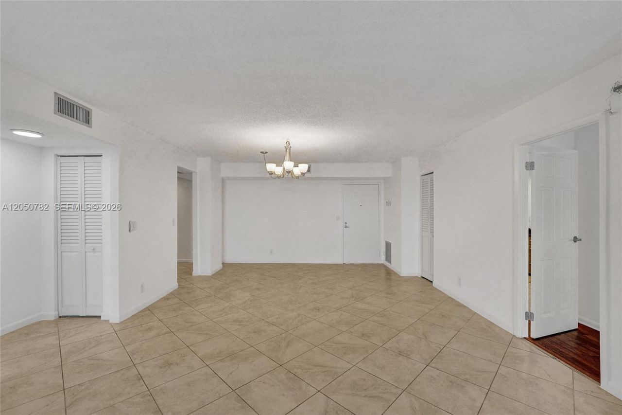 1500 S Ocean Dr , Unit 6F, Hollywood, FL 33019 Photo