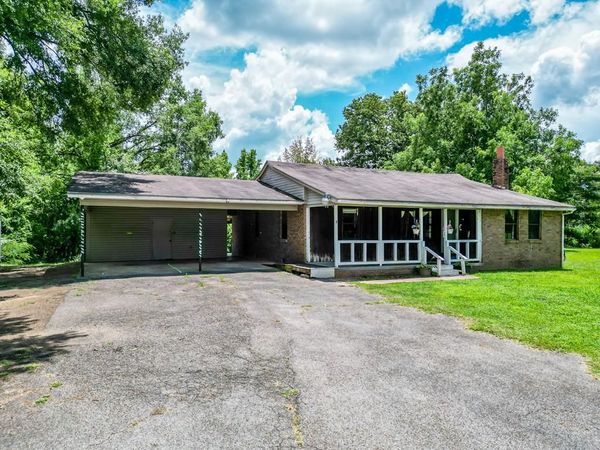 2640 Hwy 315, Water Valley, MS 38655
