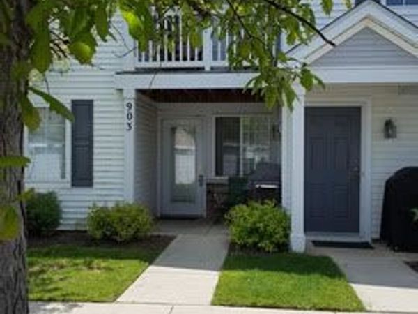 903 Silverstone Drive , Unit 903, Carpentersville, IL 60110