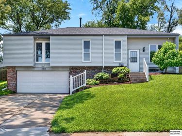 15515 Jackson Circle, Omaha, NE 68154