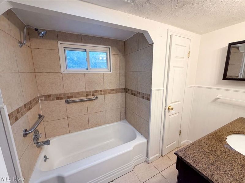 845 E 232nd Street, Euclid, OH 44123 Photo 16