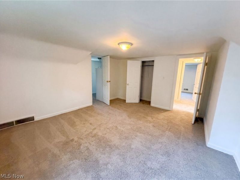 845 E 232nd Street, Euclid, OH 44123 Photo 18