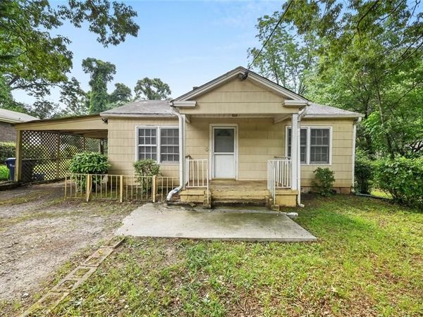 921 Rowland Street , Clarkston, GA 30021