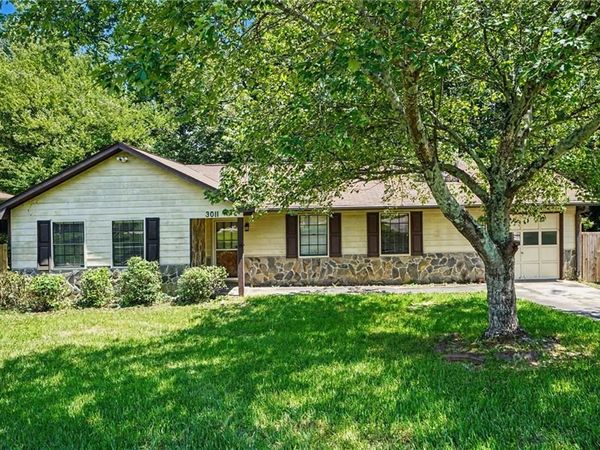 3011 Menlo Park Drive, Rex, GA 30273