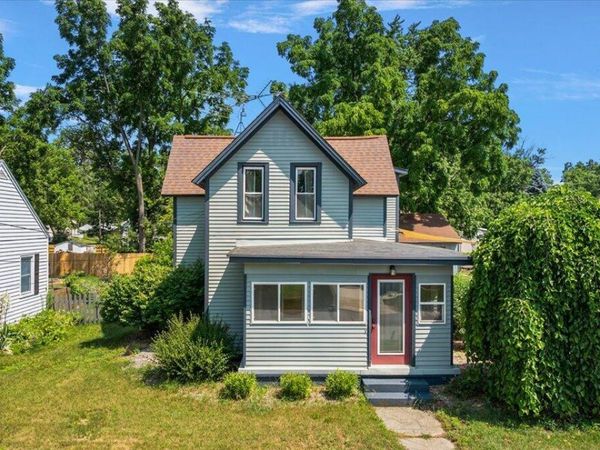 903 Cogswell Street NW, Grand Rapids, MI 49544
