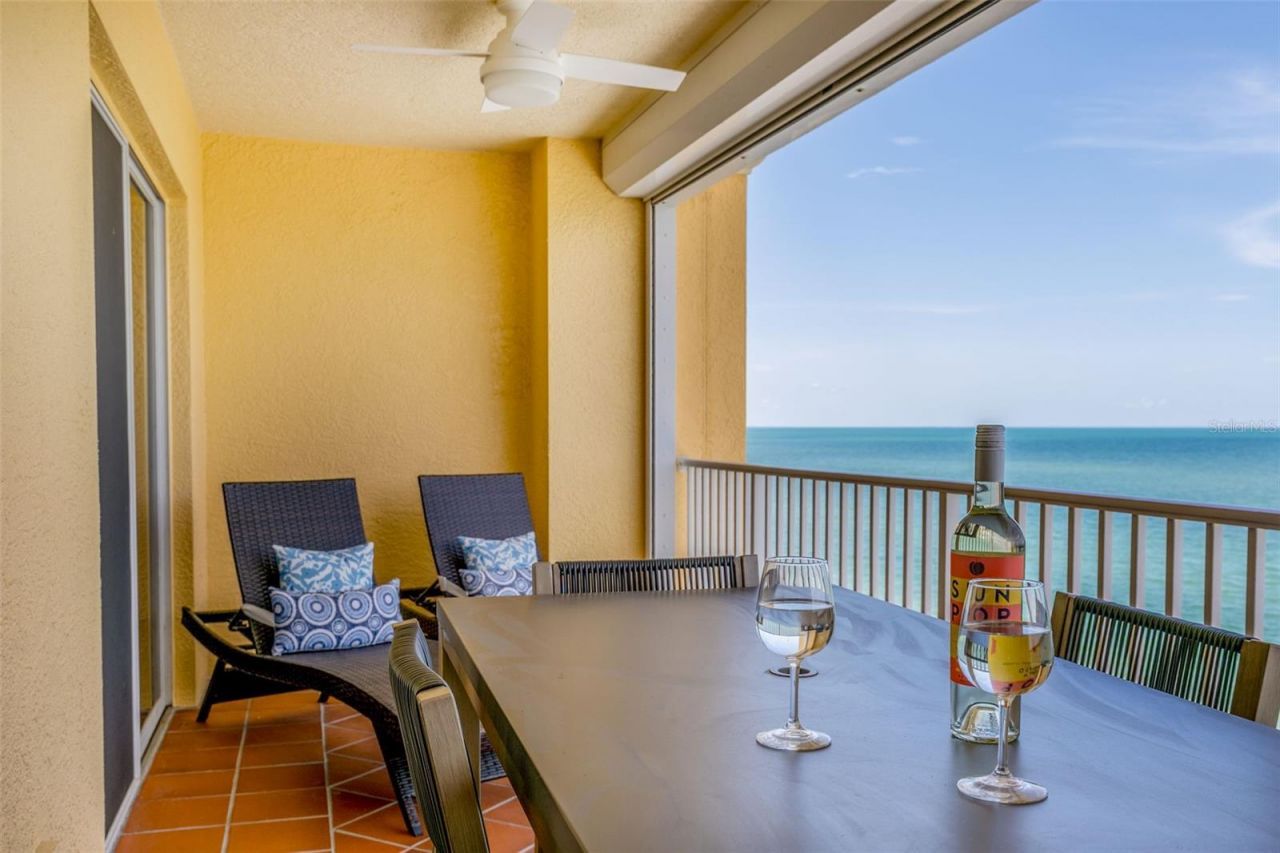 16450 Gulf Boulevard, Unit 762, Redington Beach, FL 33708 Photo