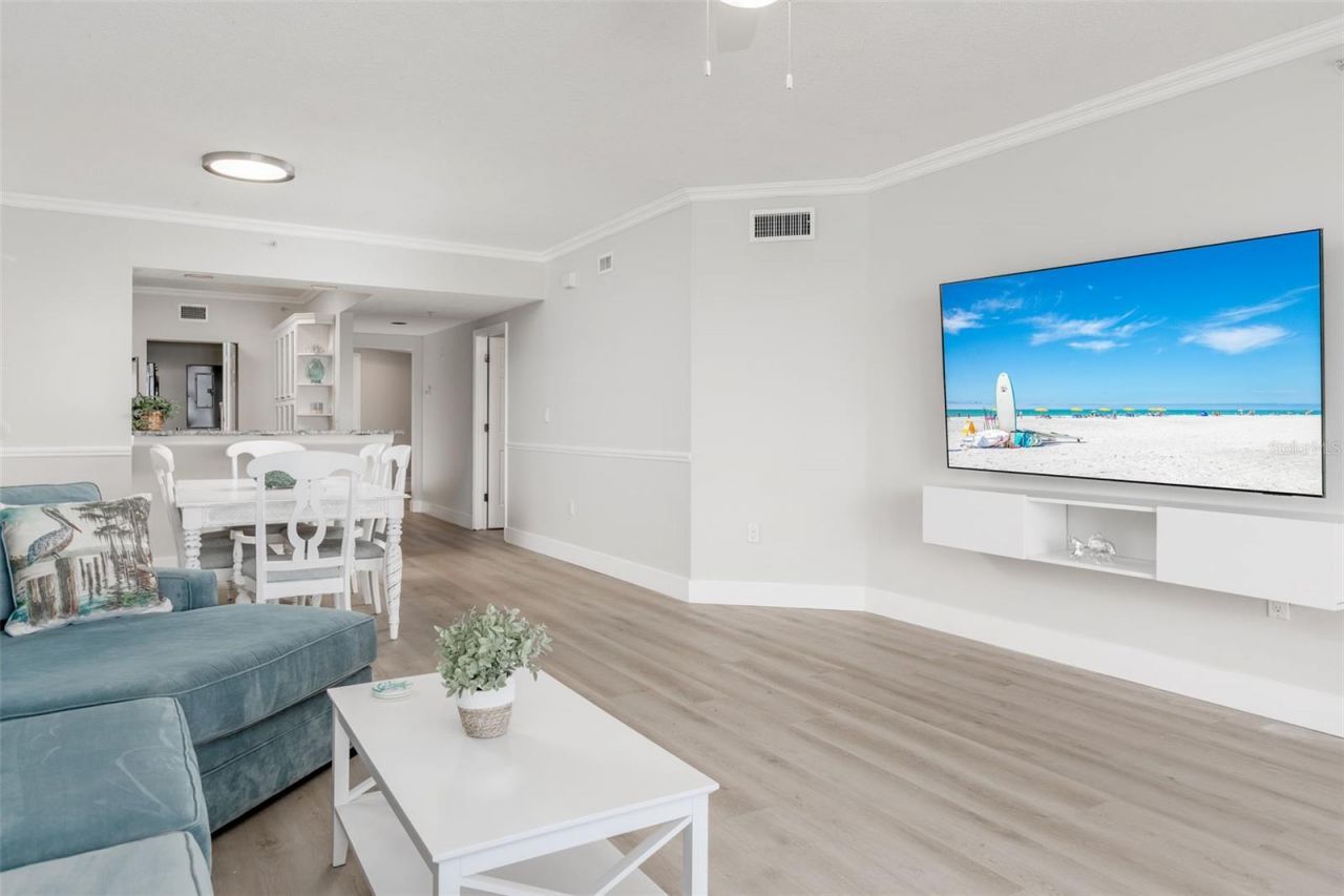 16450 Gulf Boulevard, Unit 762, Redington Beach, FL 33708 Photo