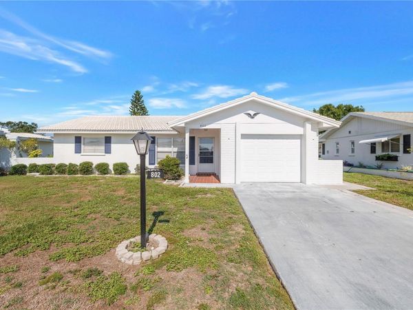 802 BUTTONWOOD DRIVE , BRADENTON, FL 34208