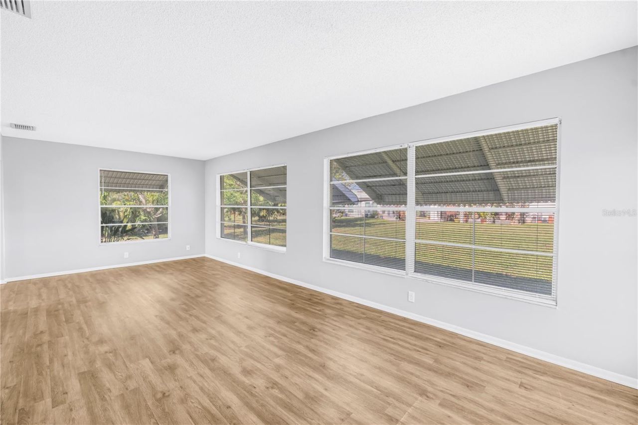 802 Buttonwood Drive , Bradenton, FL 34208 Photo