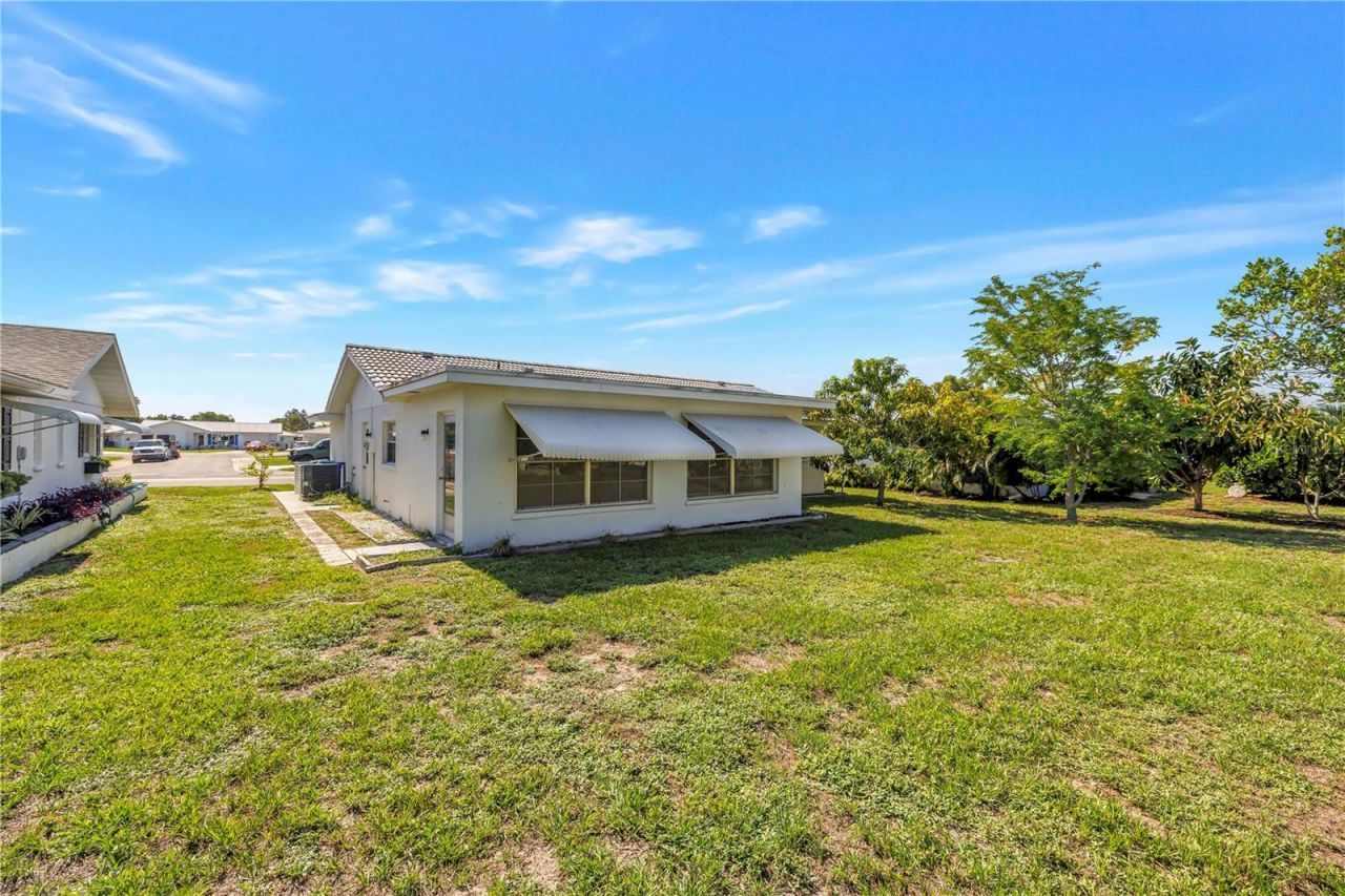 802 Buttonwood Drive , Bradenton, FL 34208 Photo
