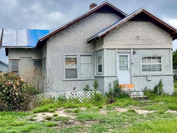 802 SCENIC HIGHWAY N, LAKE HAMILTON, FL 33851